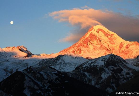 Kazbegi Compass Διαμέρισμα Εξωτερικό φωτογραφία